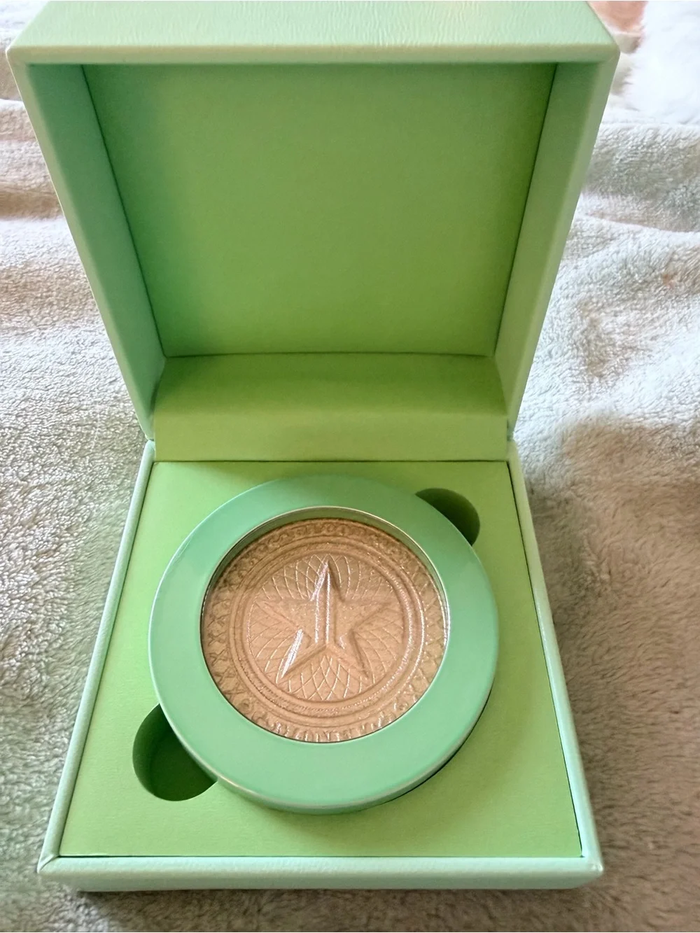 BNIB Jeffree Star Extreme Frost Highlighter - Cold Hard Cash